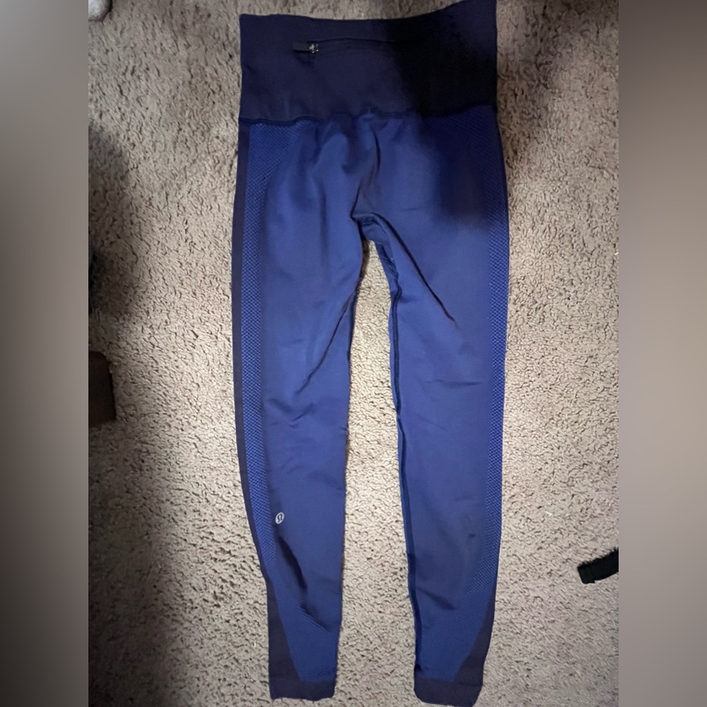 true navy lululemon leggings